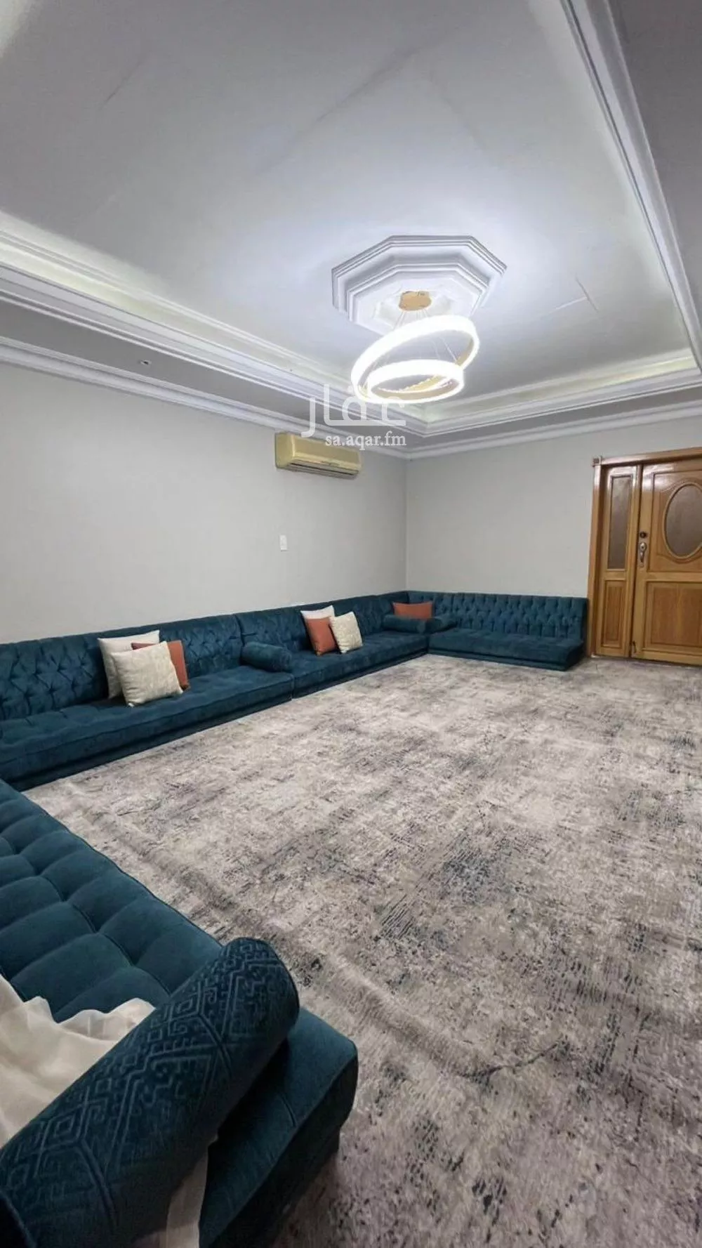 عمارة 765 م² في المنار 3