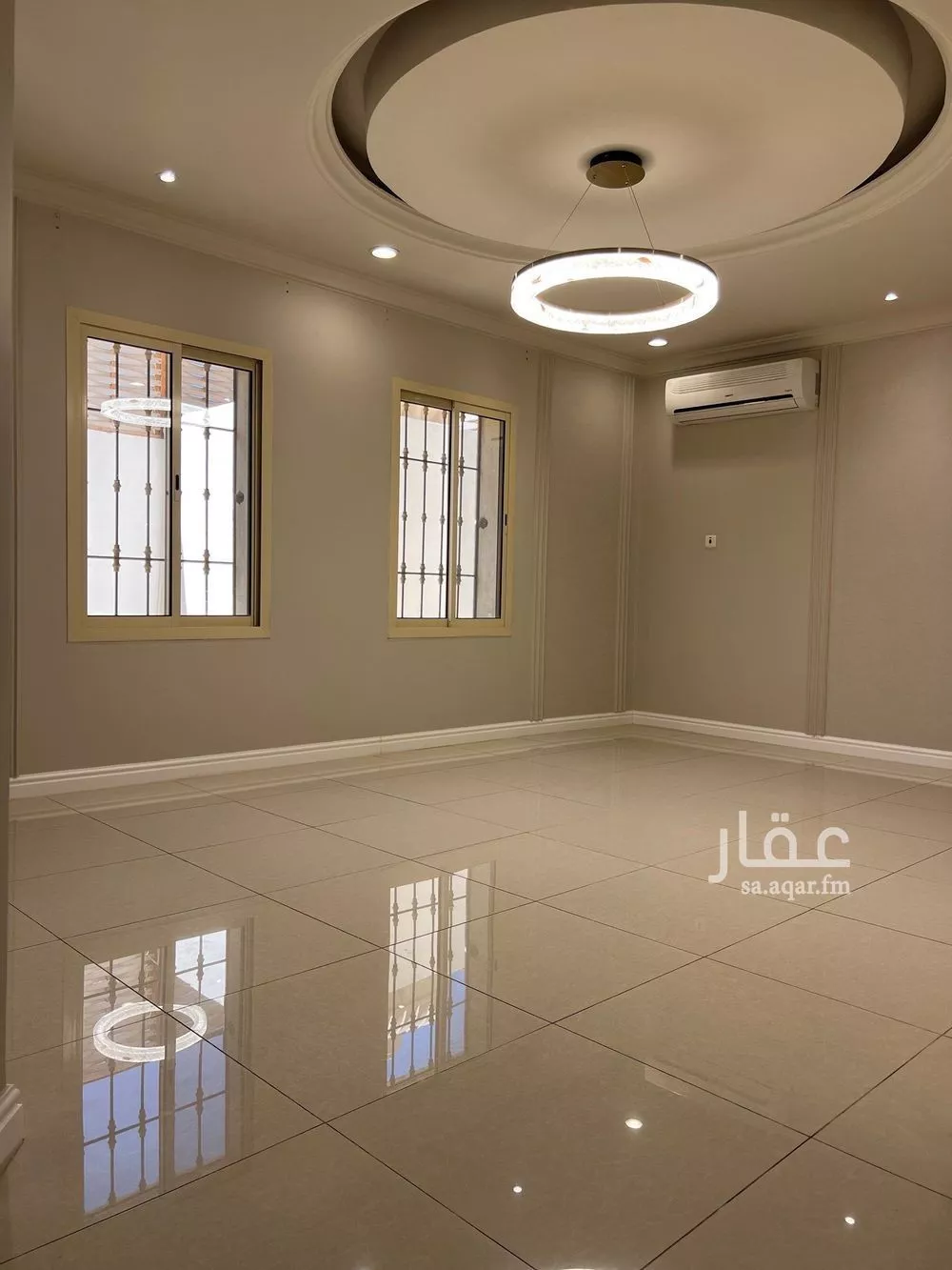 فيلا 5 غرف في الشعلة 3