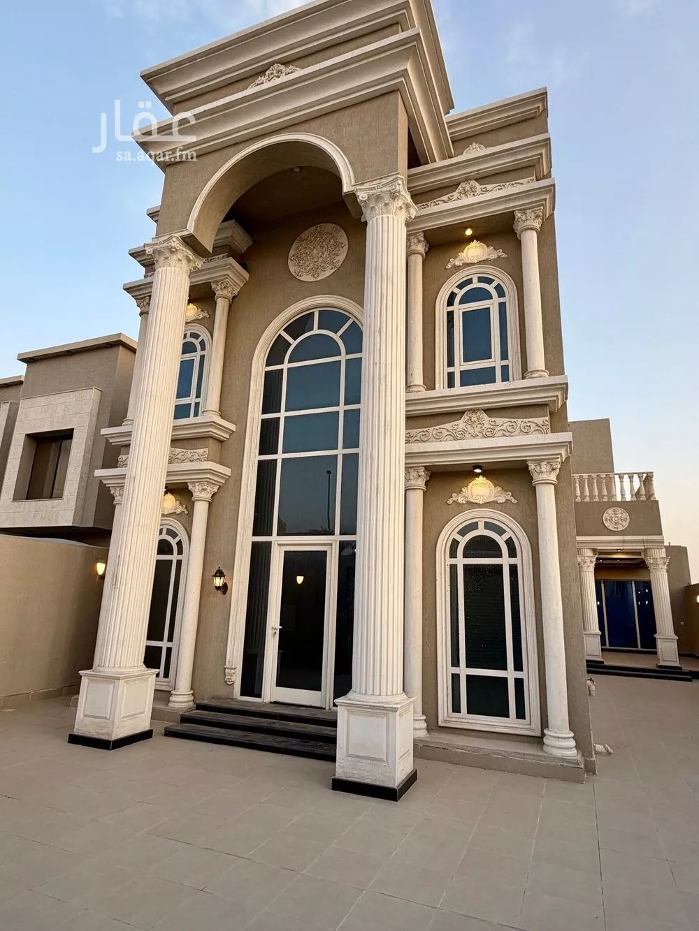 فيلا 5 غرف في الشعلة 2