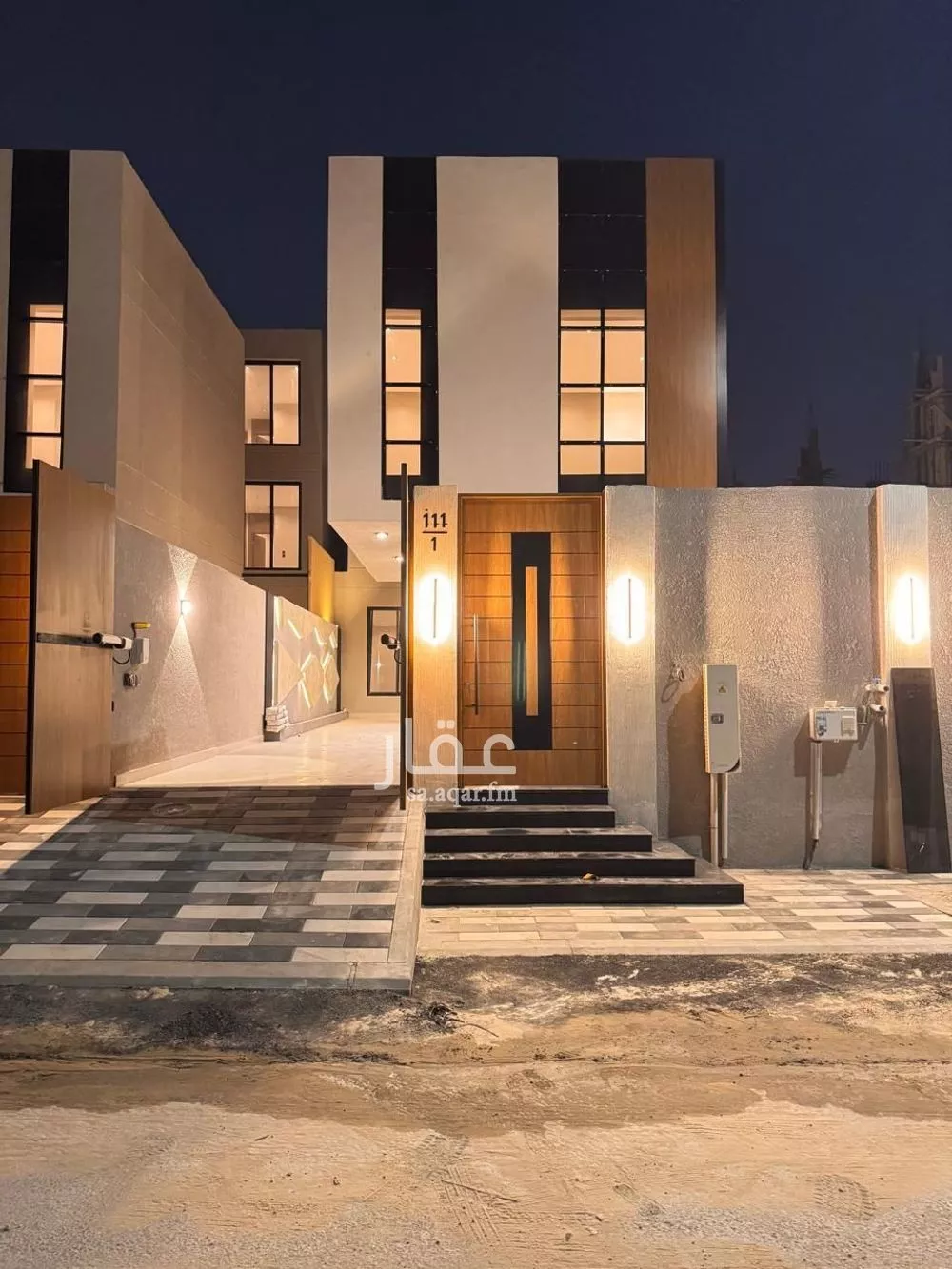 فيلا 10 غرف في الشعلة 1