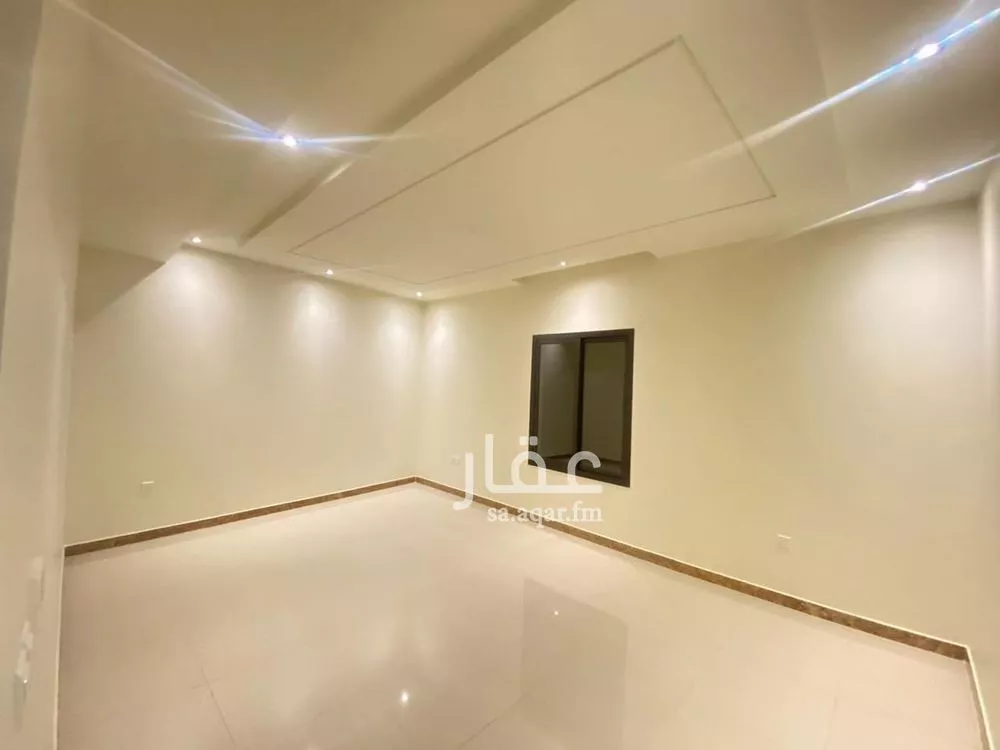 شقة 5 غرف في الروابي 2