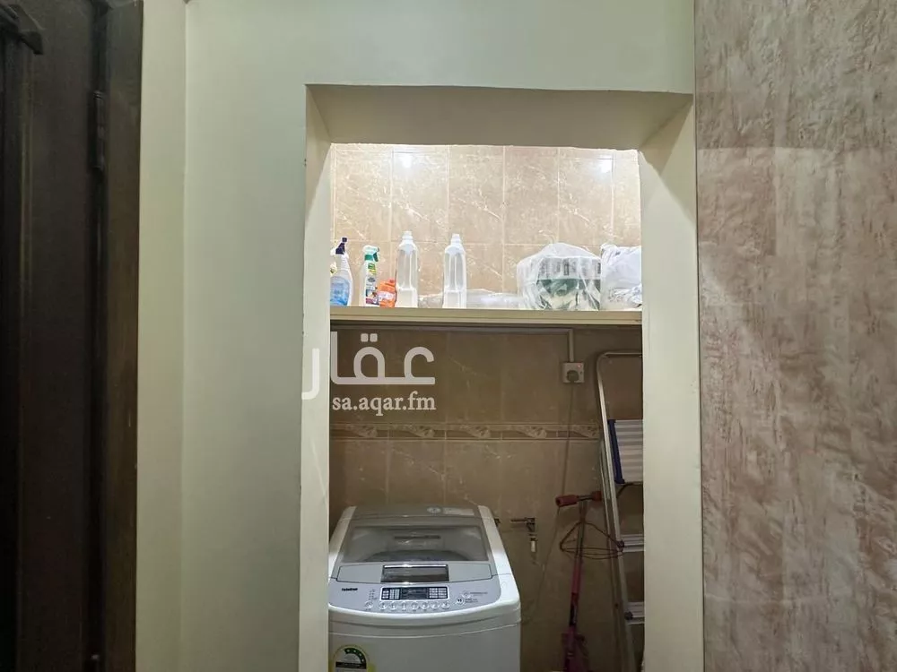 7 bedroom apartment in Hajar, Eastern Province 14