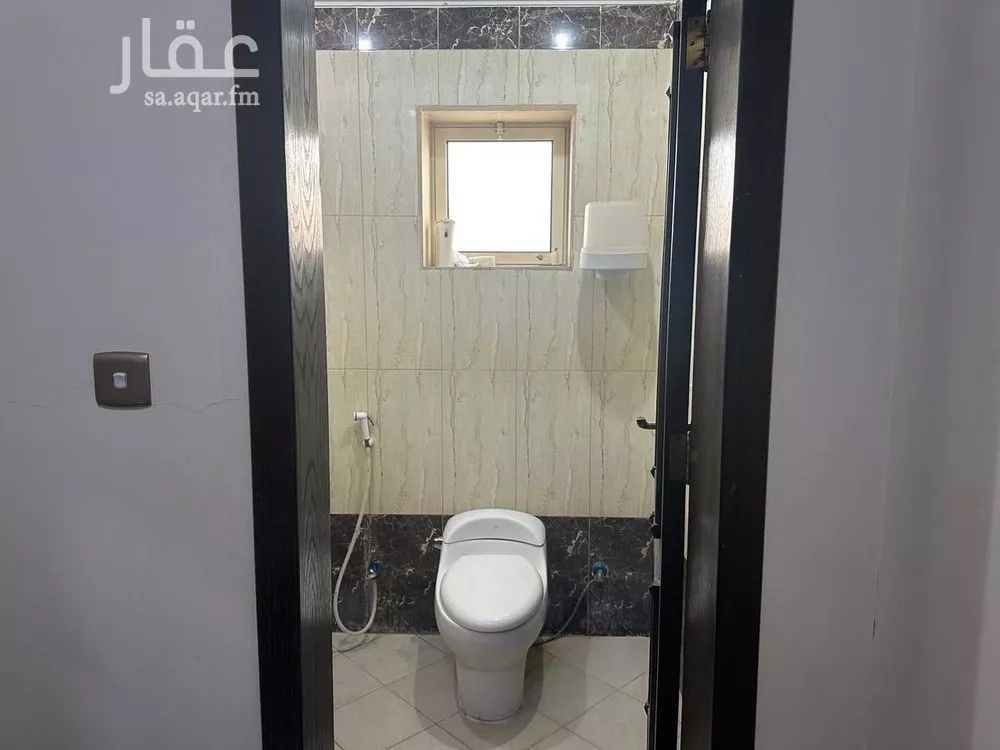 7 bedroom apartment in Hajar, Eastern Province 26
