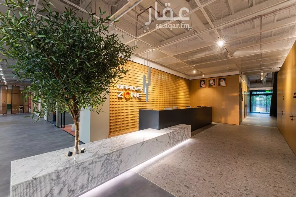 مكتب 1800 م² في صلاح الدين 4