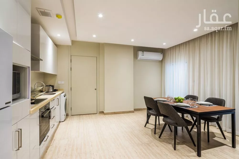 شقة 1 غرف في العليا 4