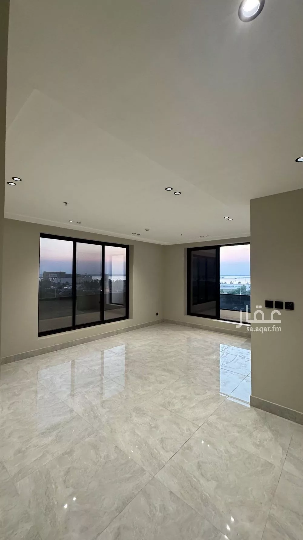 4 bedroom apartment in Ash Shati Al Gharbi, Eastern Province 17