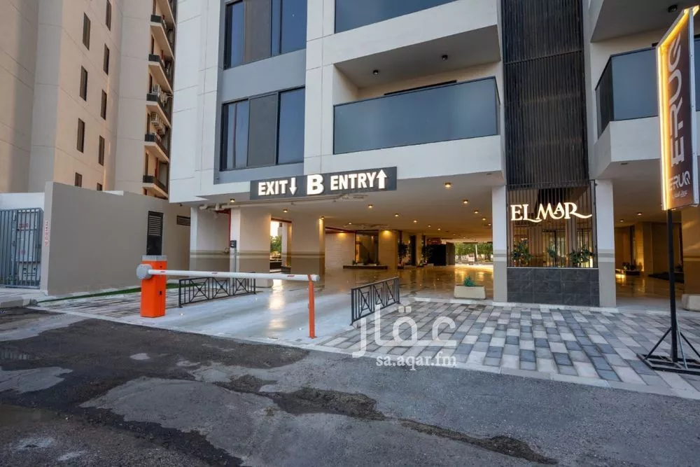 4 bedroom apartment in Ash Shati Al Gharbi, Eastern Province 10