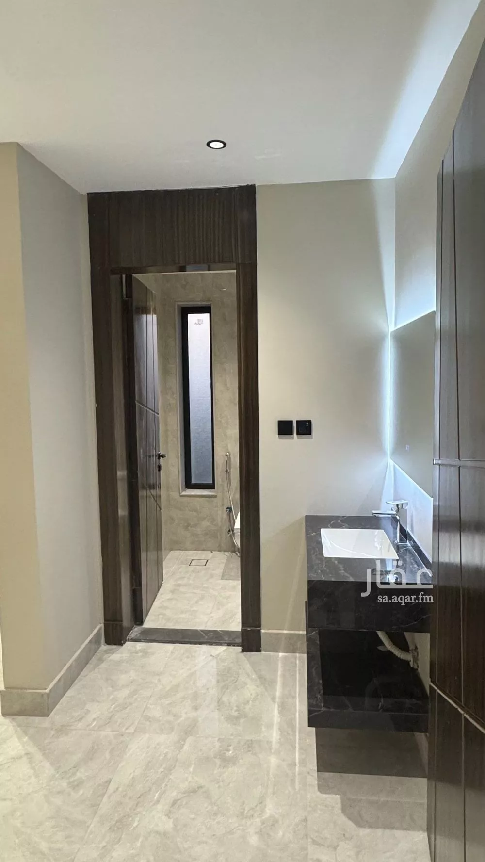 4 bedroom apartment in Ash Shati Al Gharbi, Eastern Province 13