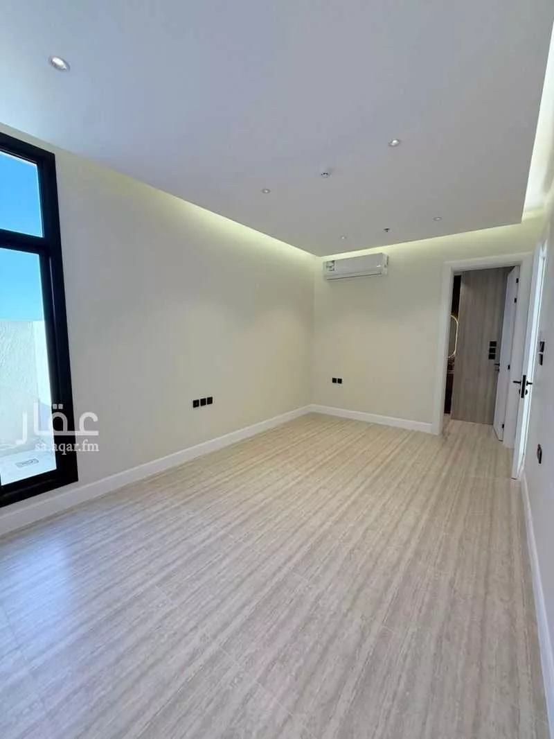 5 bedroom apartment in Al Aridh 1