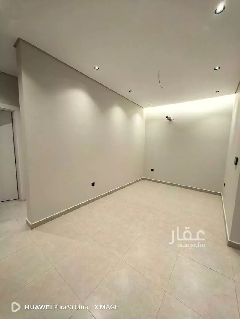 3 bedroom apartment in Ar Rayan 5