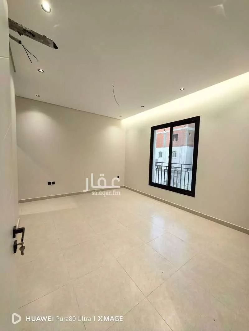 شقة 4 غرف في الريان 3