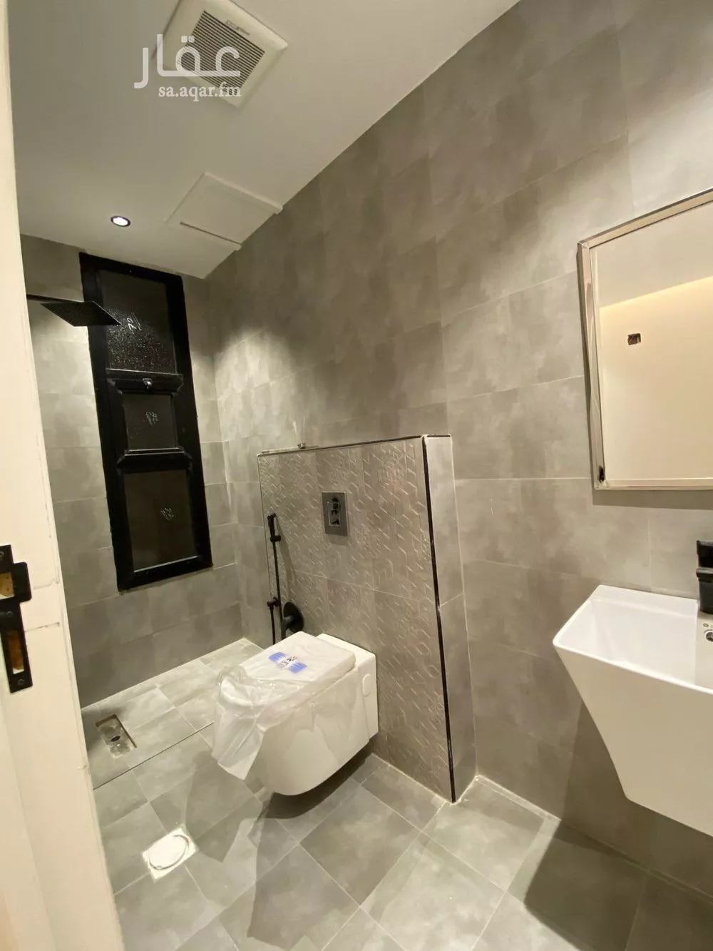 6 bedroom apartment in Tuwaiq 3