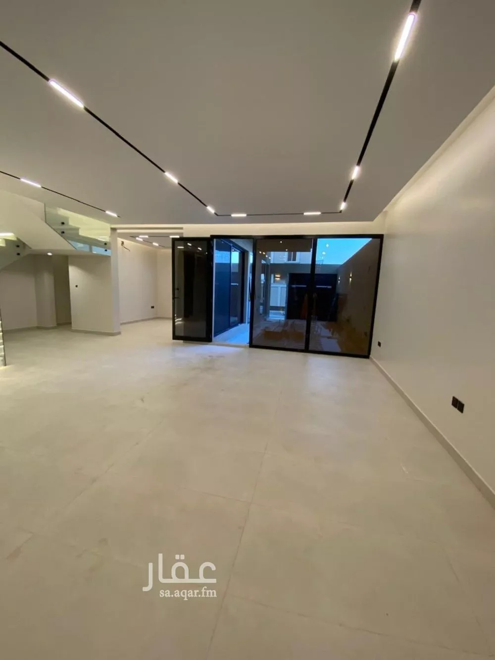 5 bedroom villa in Al Narjis 4