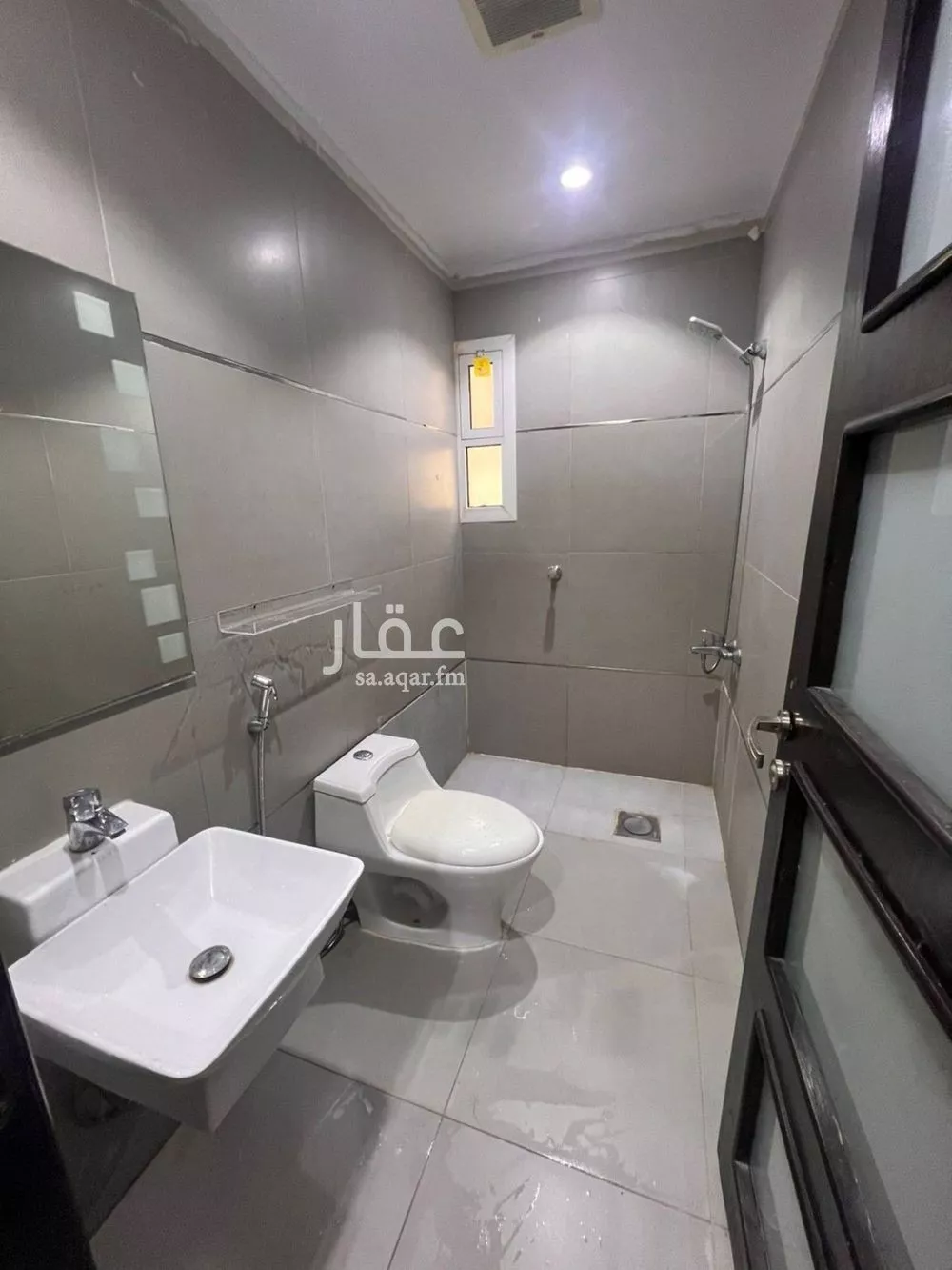 شقة 1 غرف في المروج 4