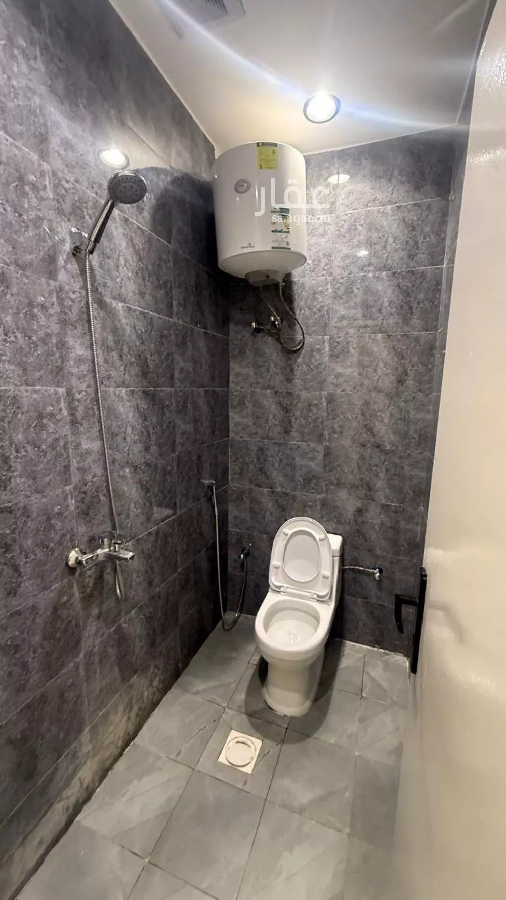 شقة 1 غرف في التعاون 4