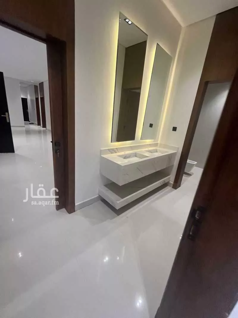 3 bedroom floor in Tuwaiq 4
