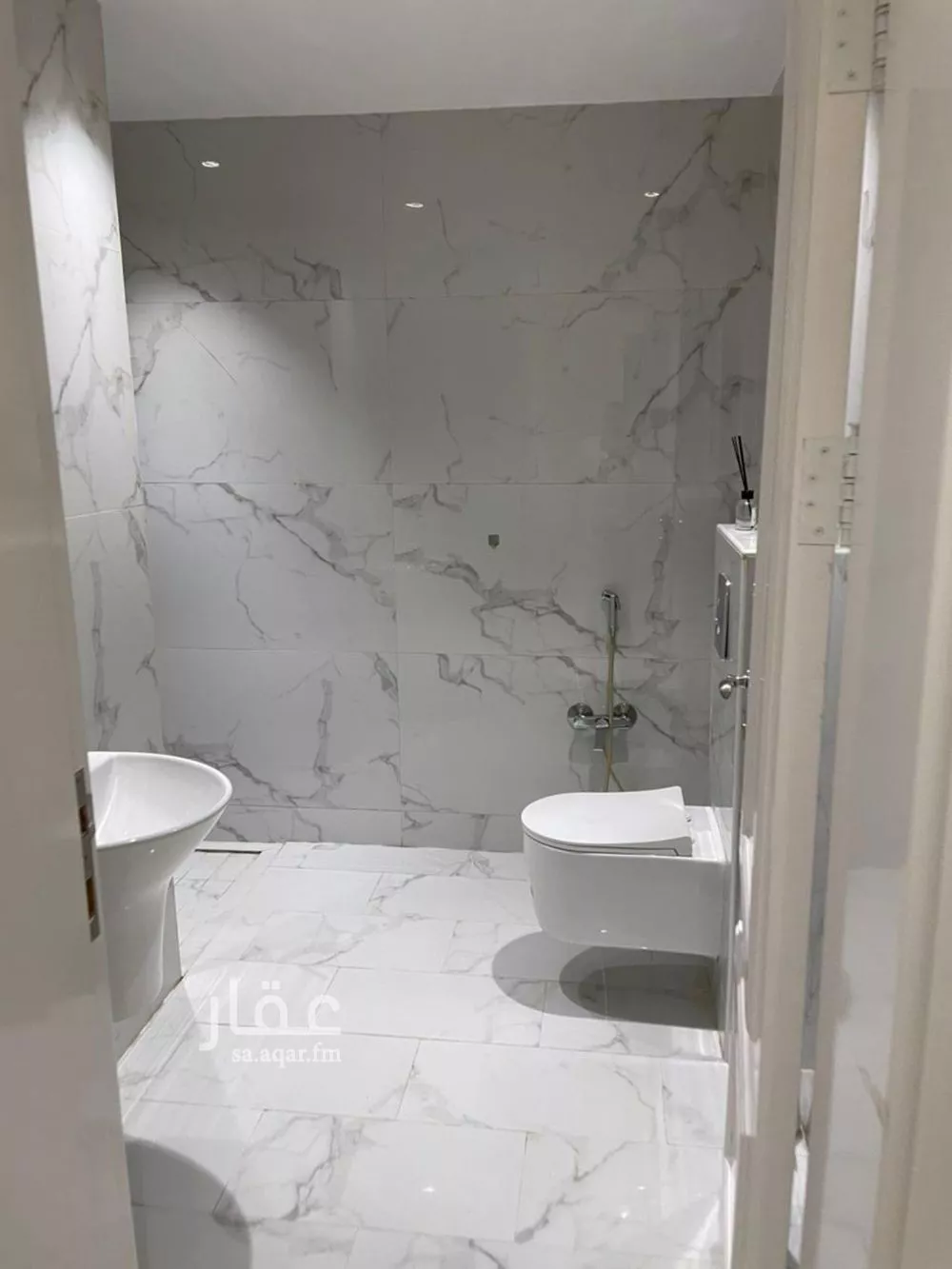 شقة 3 غرف في الياسمين 5