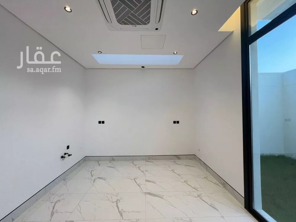 فيلا 5 غرف في النرجس 4