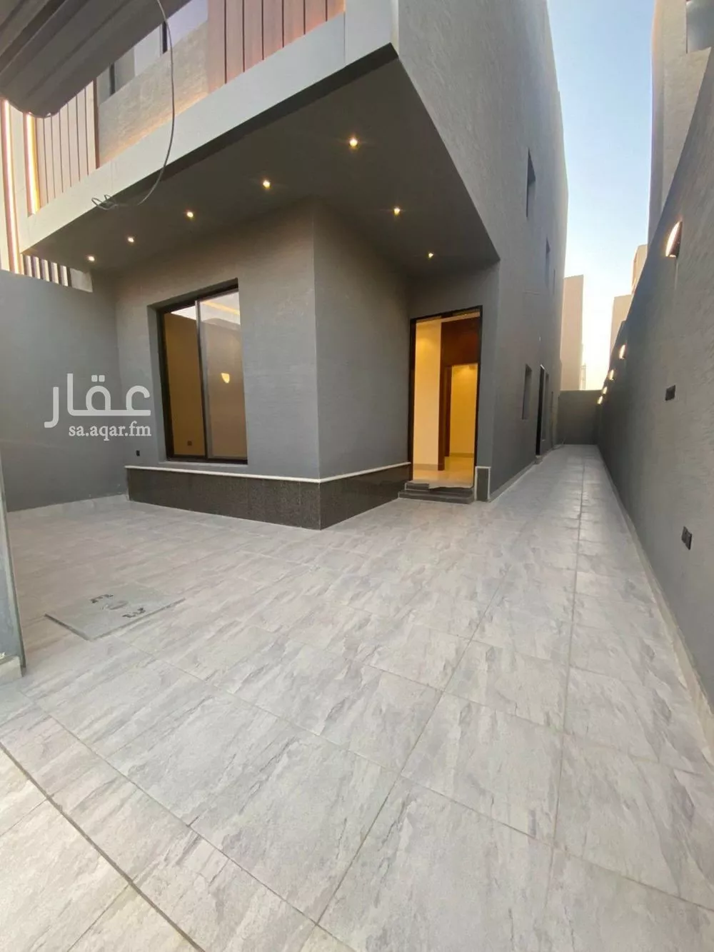 7 bedroom floor in Al Rimal 3