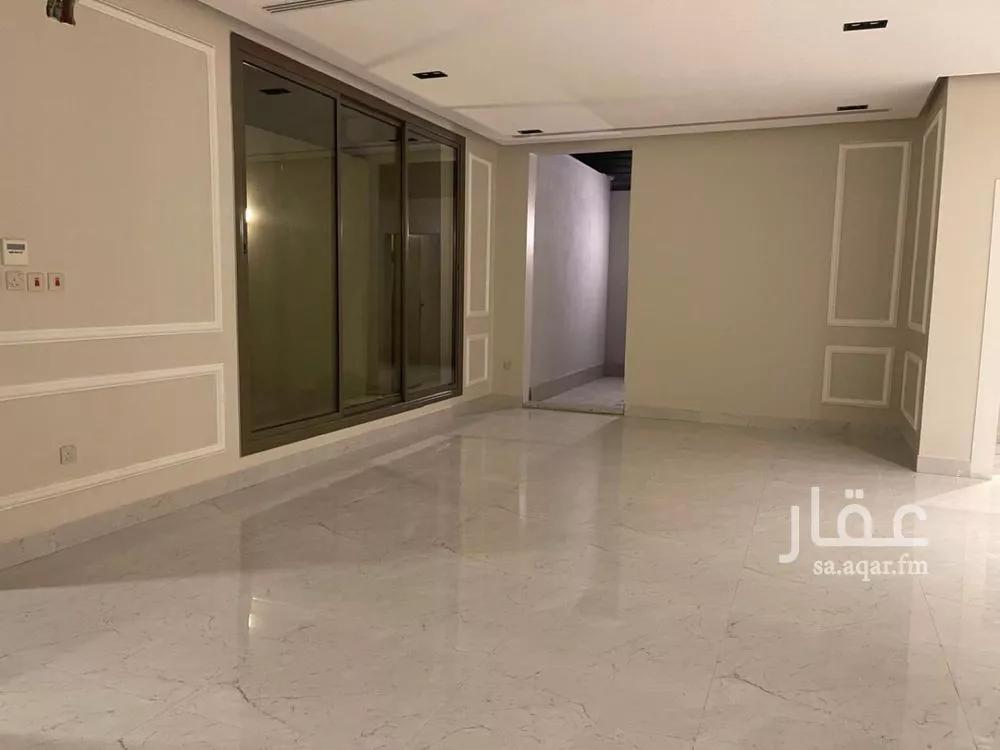 فيلا 9 غرف في العارض 1