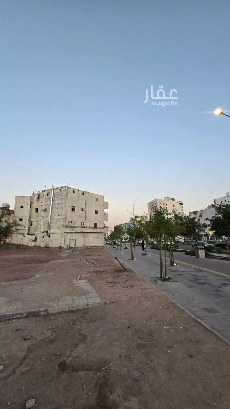 أرض 418 م² في السيح 4