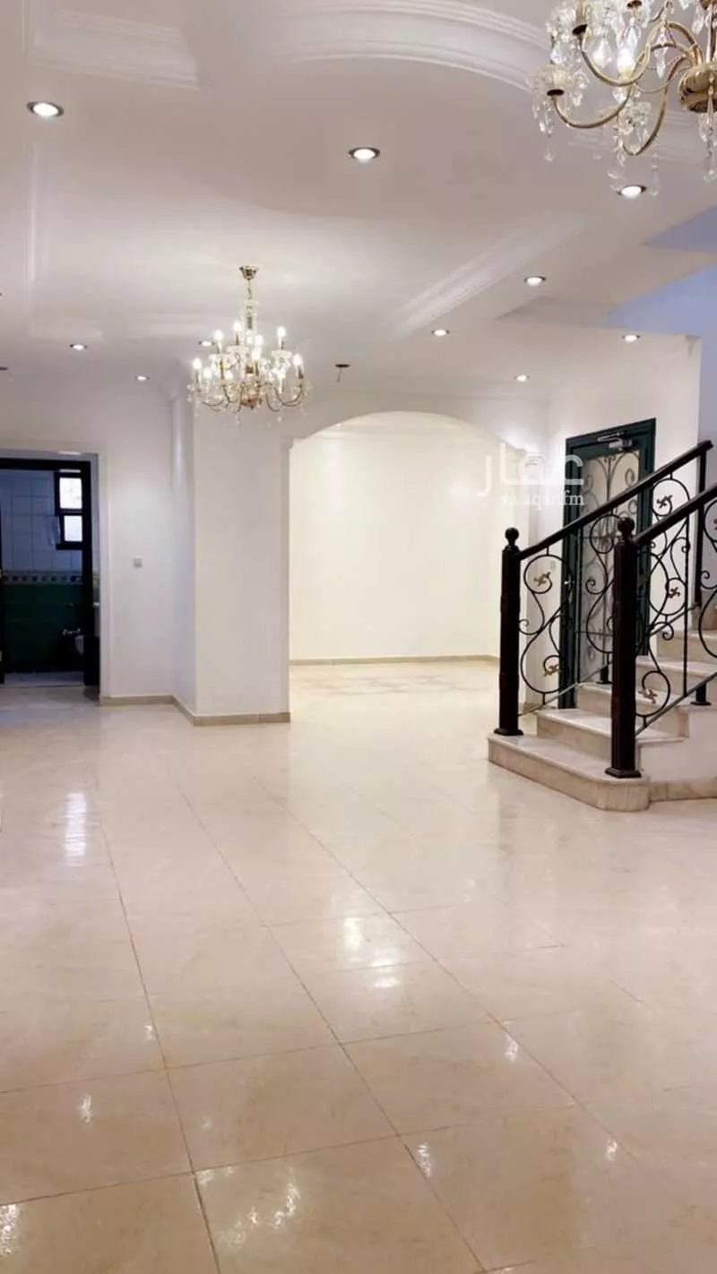 فيلا 9 غرف في المونسية 5