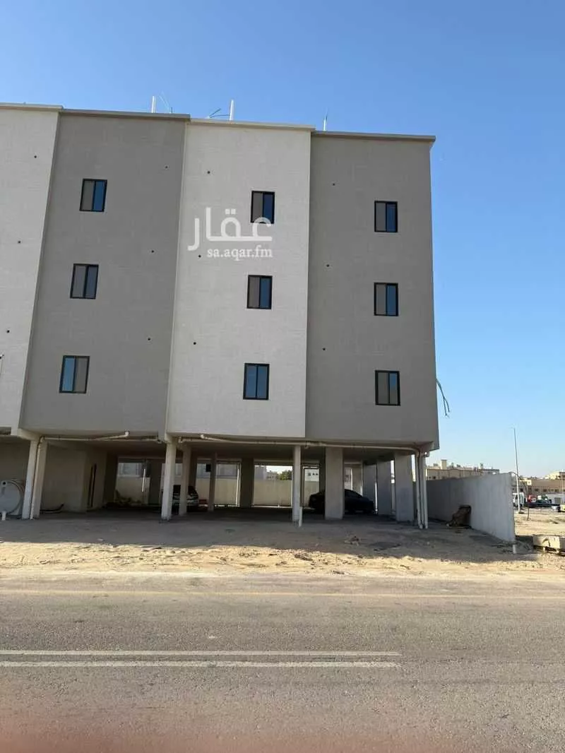 عمارة 608 م² في الضباب 4