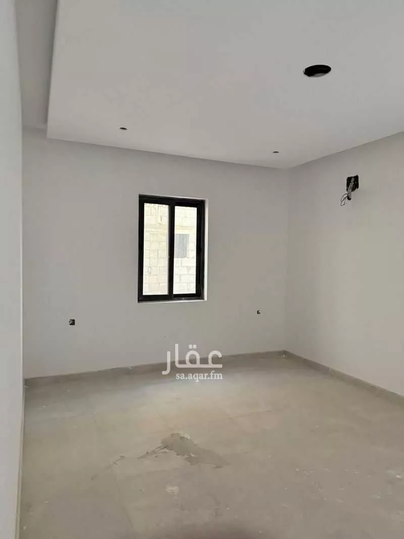 عمارة 608 م² في الضباب 3