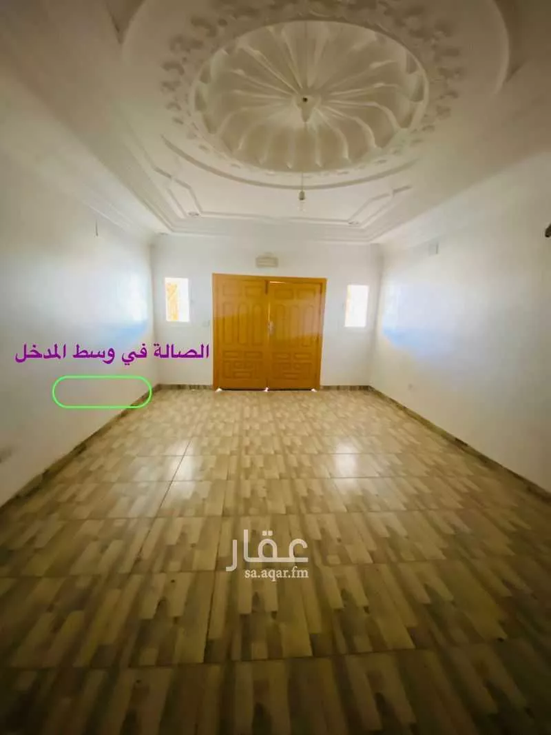 عمارة 553 م² في الجامعة 4