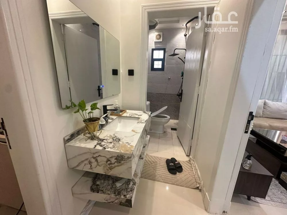 5 bedroom villa in Al Munsiyah 5