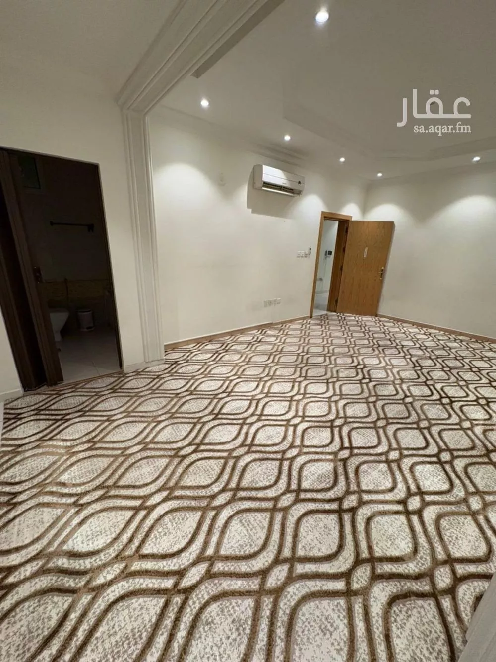 7 bedroom villa in At Taawon, Riyadh 16
