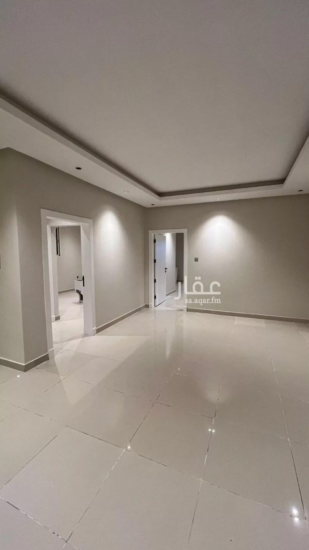 فيلا 3 غرف في العارض 2