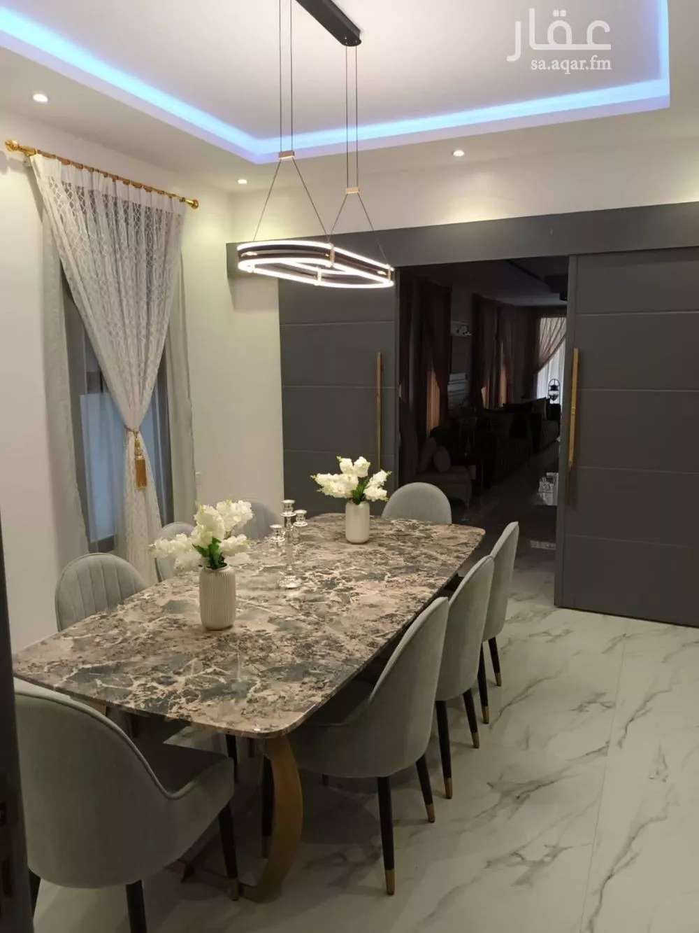 فيلا 5 غرف في العارض 4