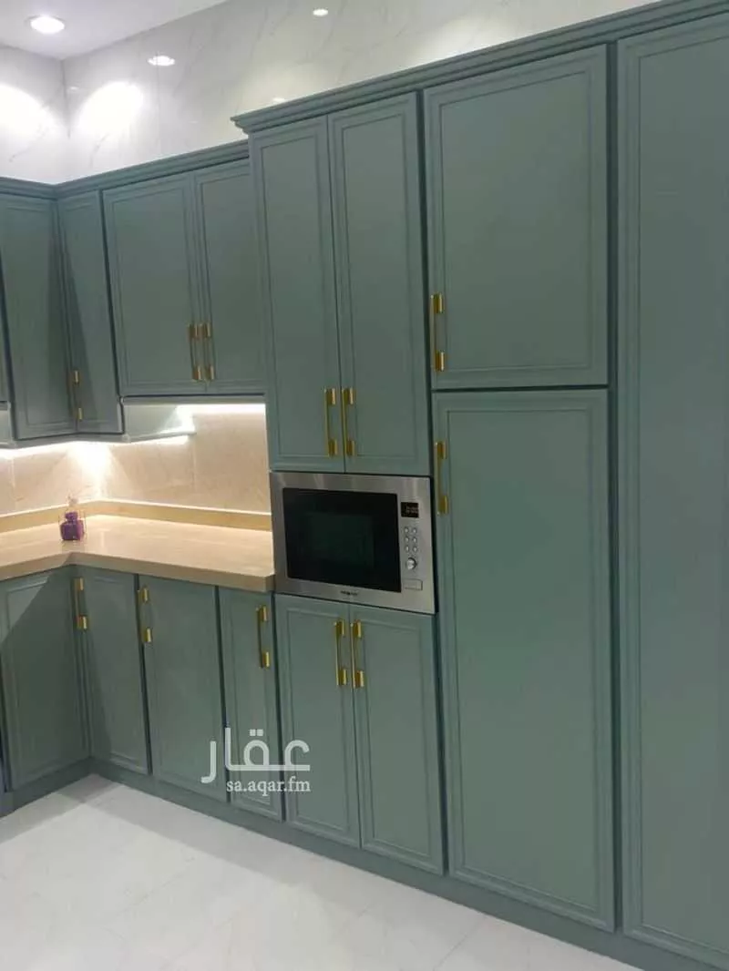 5 bedroom floor in King Fahd 4