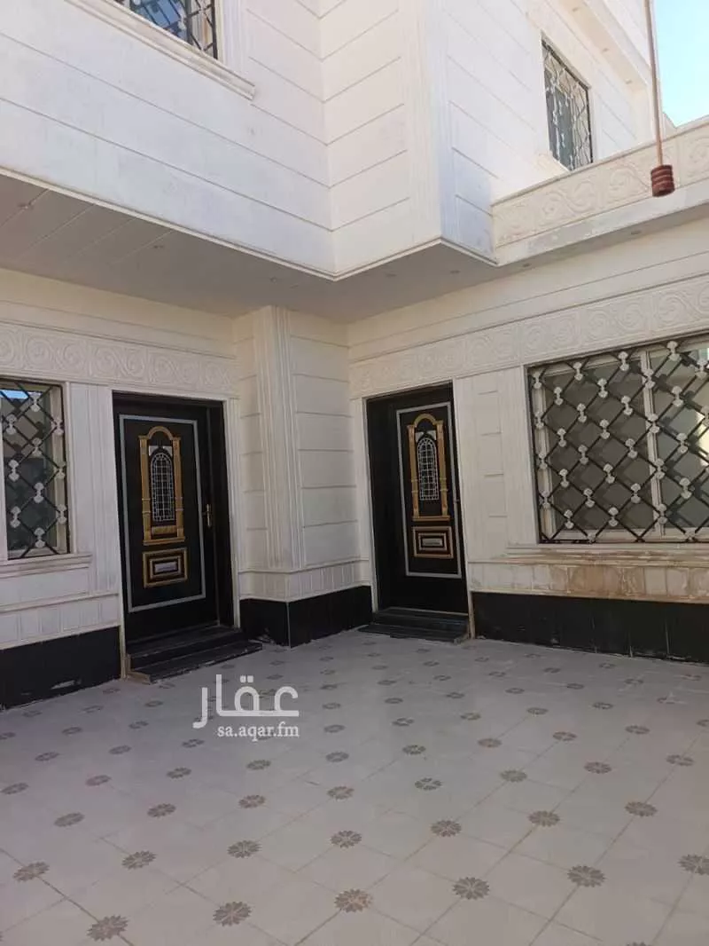 شقة 7 غرف في الرمال 3