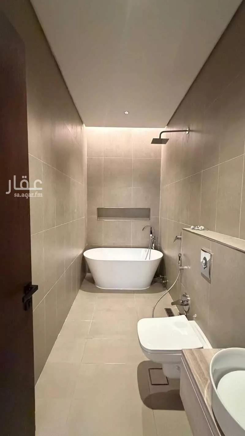 3 bedroom apartment in An Nafal, Riyadh 15