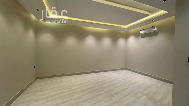 4 bedroom villa in Al Rimal, Riyadh 15