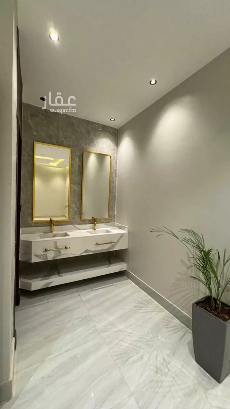 4 bedroom villa in Al Rimal, Riyadh 9