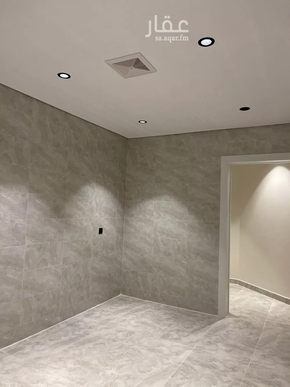 شقة 4 غرف في الشعلة 5