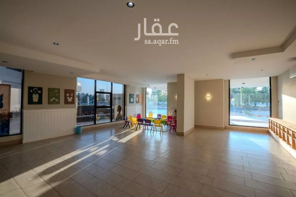 شقة 4 غرف في الشاطئ الغربي 4