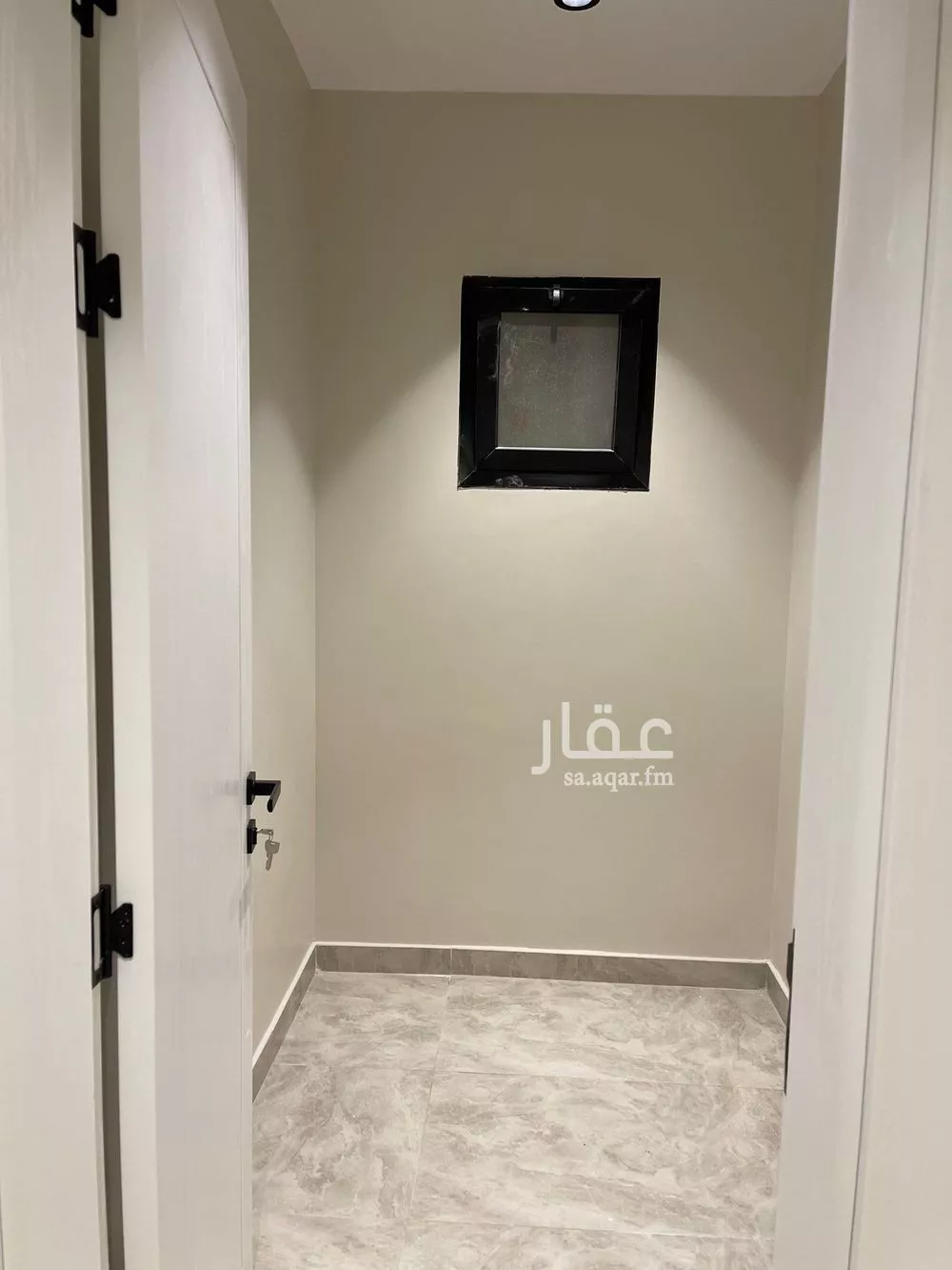 4 bedroom apartment in Ash Shulah 5
