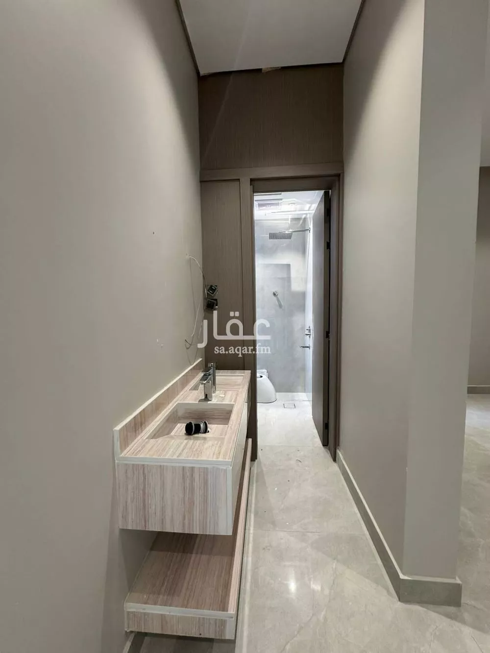 6 bedroom floor in Al Maizilah 5