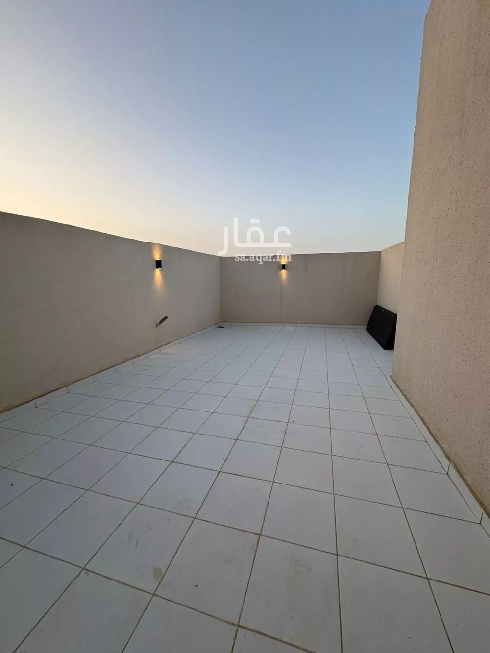 2 bedroom floor in Al Janadriyah 3
