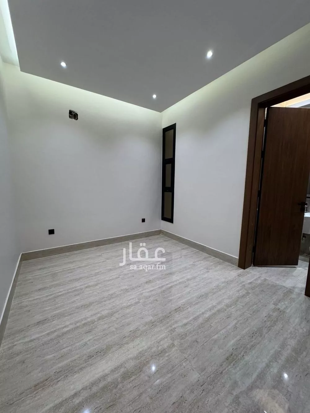 دور 6 غرف في الرمال 4