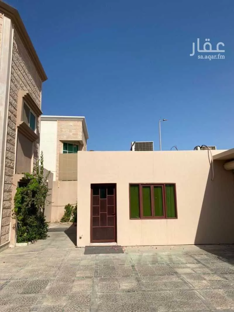 فيلا 5 غرف في الشاطئ الشرقي 3