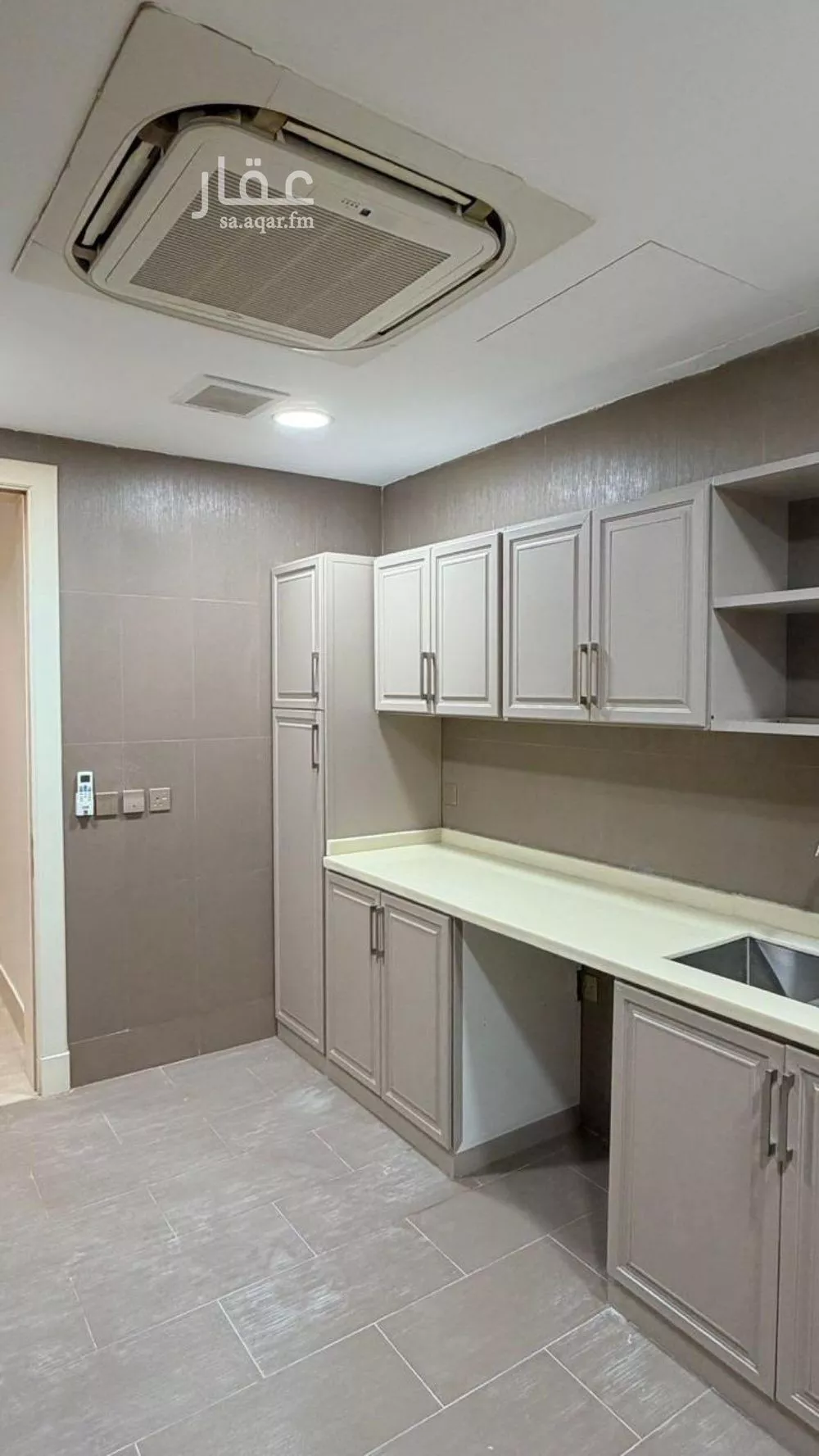 3 bedroom apartment in Al Jamiah 3