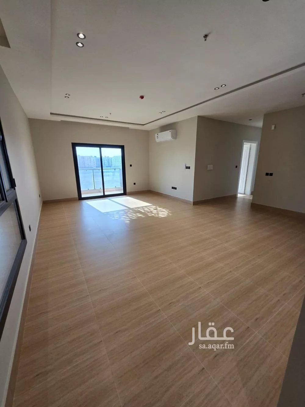 شقة 3 غرف في الحمرا 3