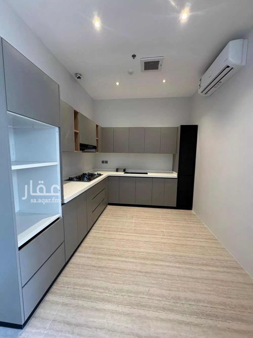 شقة 2 غرف في السيف 1