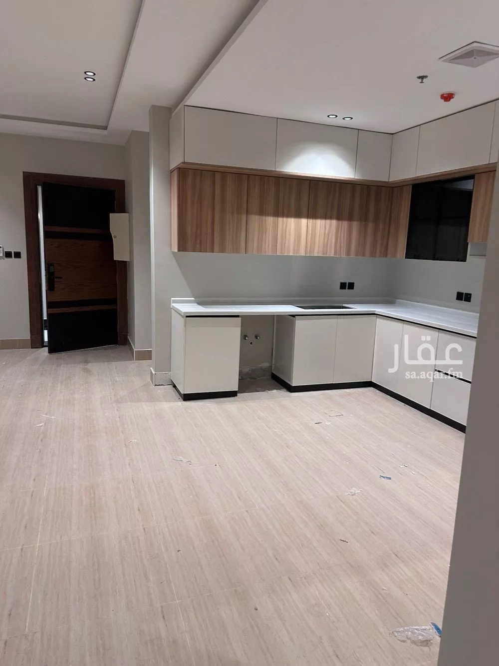 شقة 3 غرف في الحمرا 2