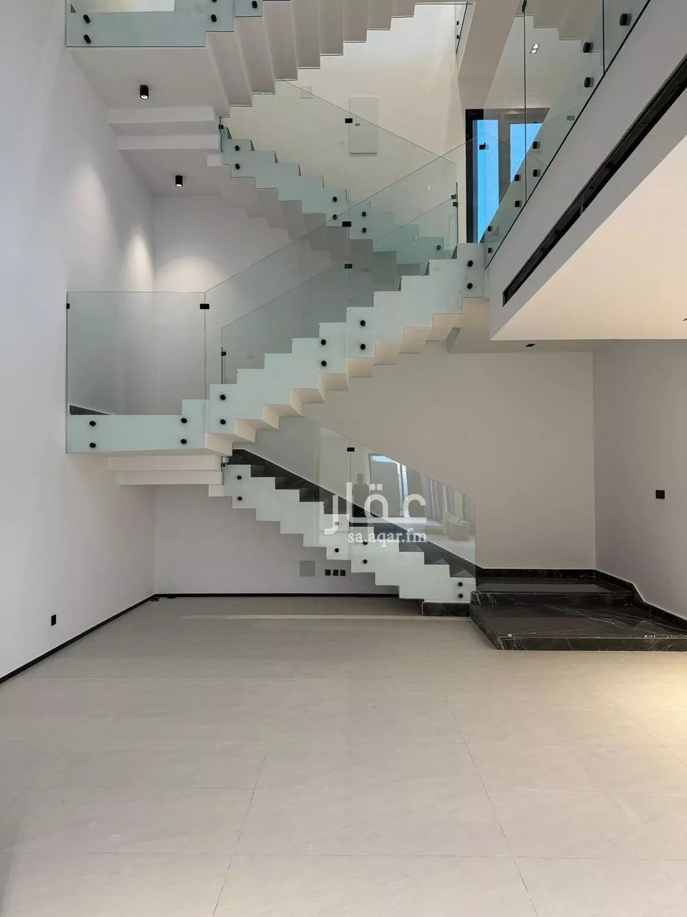 5 bedroom villa in Al Narjis 3